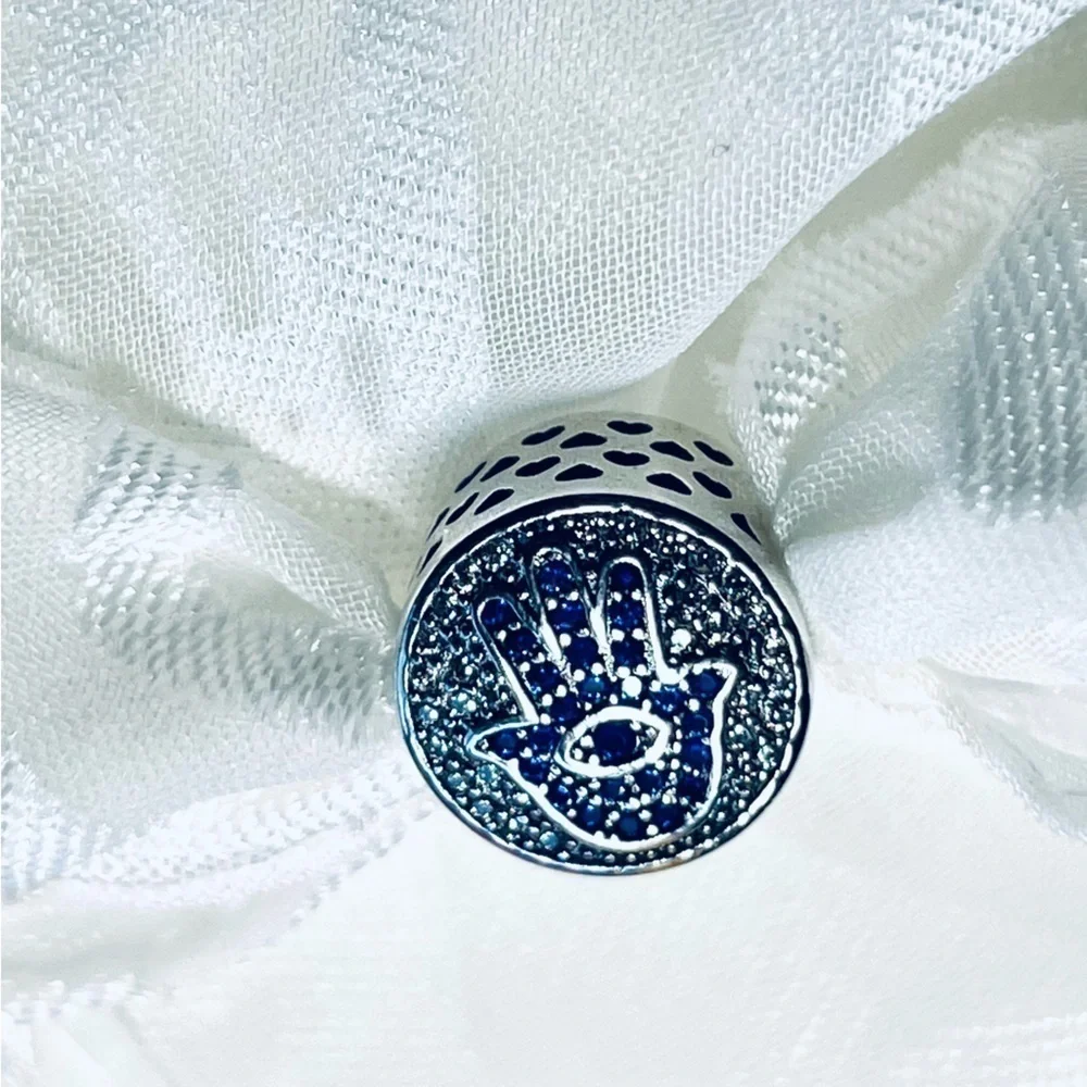 🧿✨ NWOT Blue Evil Eye Hamsa Hand Charm – 925 Sterling Silver 💙